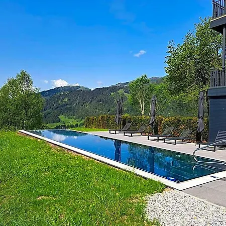 Majestic With Infinity Pool Sankt Martin am Tennengebirge