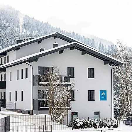 Majestic With Infinity Pool Hotel Sankt Martin am Tennengebirge