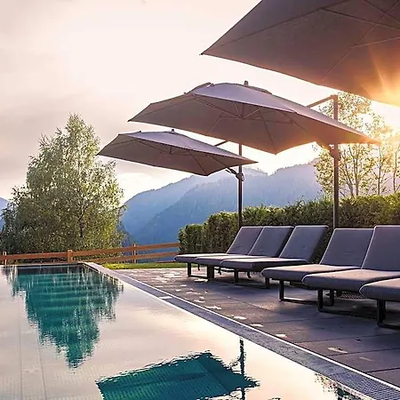 Majestic With Infinity Pool Hotel Sankt Martin am Tennengebirge